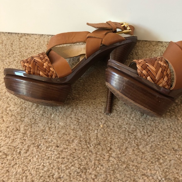 Michael Kors Amazing Everyday Heels - Picture 4 of 5